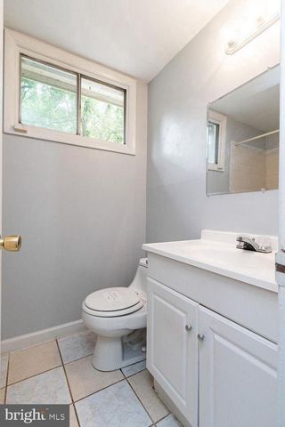 3206 BURBANK LN, Woodbridge, VA 22193