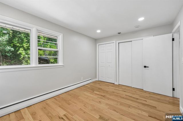 33 Lotz Street, North Haledon, NJ 07508