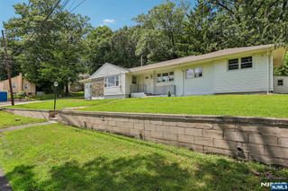 33 Lotz Street, North Haledon, NJ 07508
