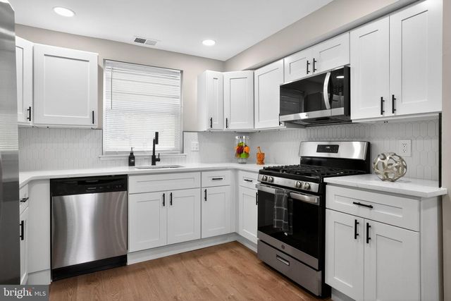 657 N MAY PL, Philadelphia, PA 19139