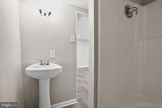 657 N MAY PL, Philadelphia, PA 19139