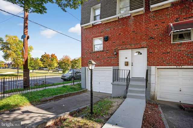 657 N MAY PL, Philadelphia, PA 19139