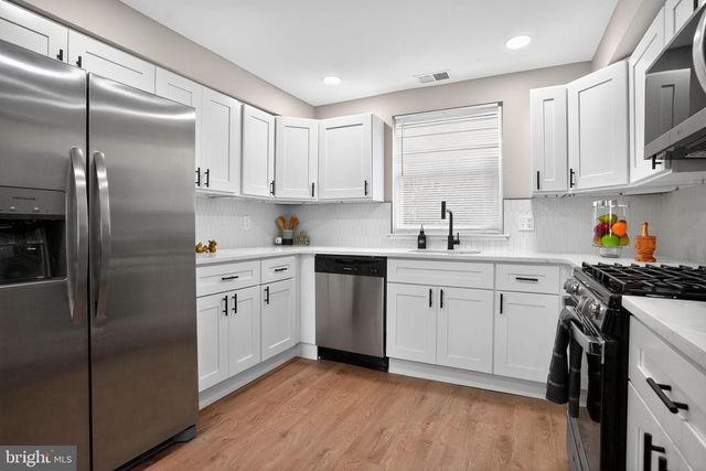 657 N MAY PL, Philadelphia, PA 19139