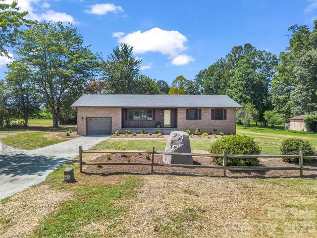 24 Verbena Way 5, Flat Rock, NC 28731