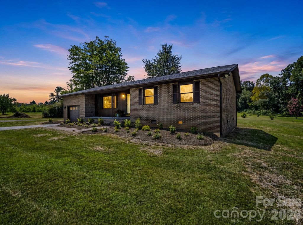 24 Verbena Way 5, Flat Rock, NC 28731