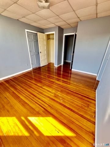 1368-1370 East Main Street, Bridgeport, CT 06608