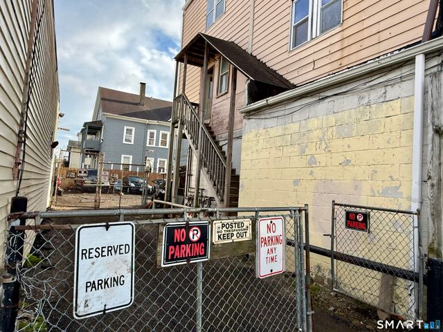 1368-1370 East Main Street, Bridgeport, CT 06608