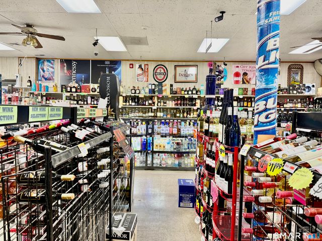 1368-1370 East Main Street, Bridgeport, CT 06608