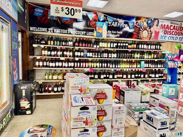 1368-1370 East Main Street, Bridgeport, CT 06608