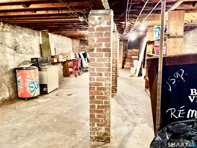 1368-1370 East Main Street, Bridgeport, CT 06608