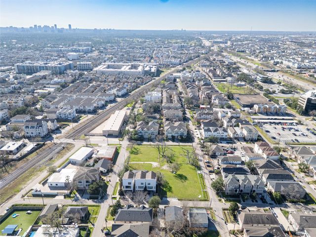 5006 Maxie Street, Houston, TX 77007
