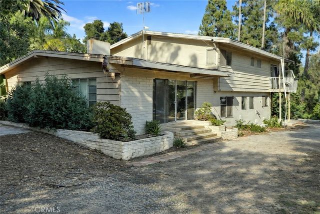 15 La Crescenta Drive, Camarillo, CA 93010