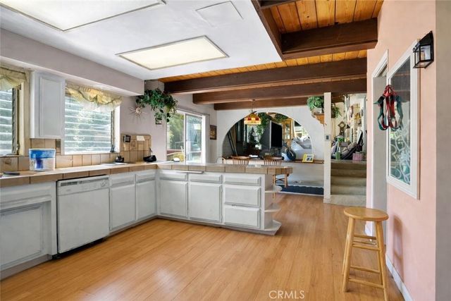 15 La Crescenta Drive, Camarillo, CA 93010
