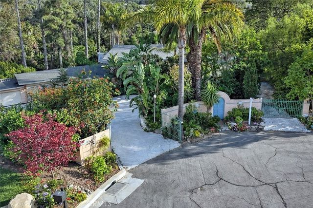 15 La Crescenta Drive, Camarillo, CA 93010