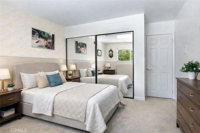 15 La Crescenta Drive, Camarillo, CA 93010