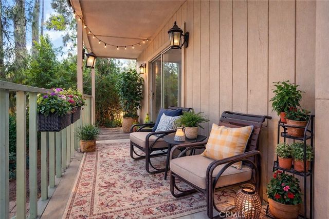 15 La Crescenta Drive, Camarillo, CA 93010