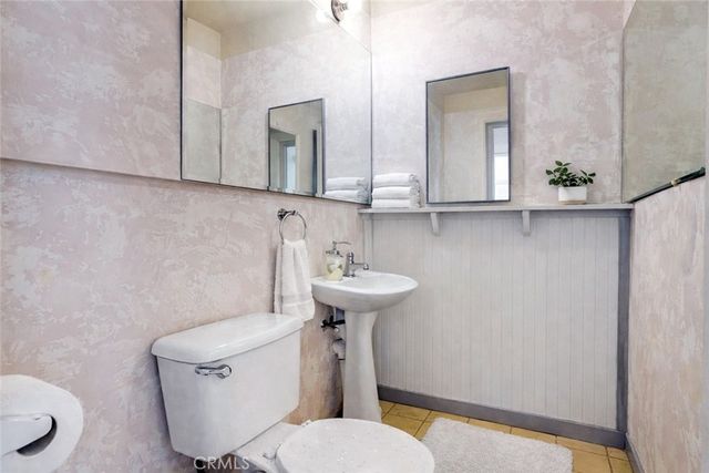 15 La Crescenta Drive, Camarillo, CA 93010