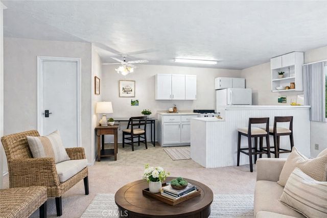 15 La Crescenta Drive, Camarillo, CA 93010