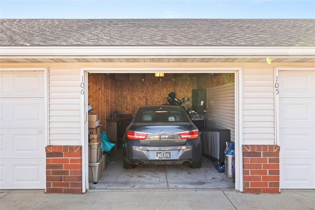 105 NW 8th Street 106, Grimes, IA 50111