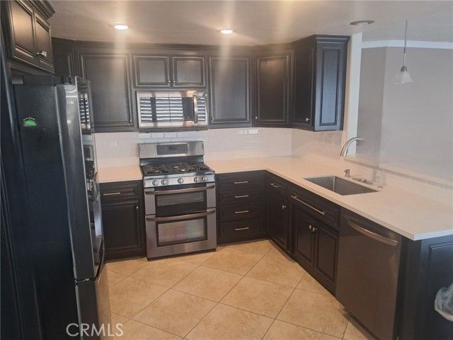 1609 Silvia, Lancaster, CA 93535