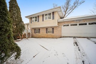 0N160 Sarana Avenue, West Chicago, IL 60185