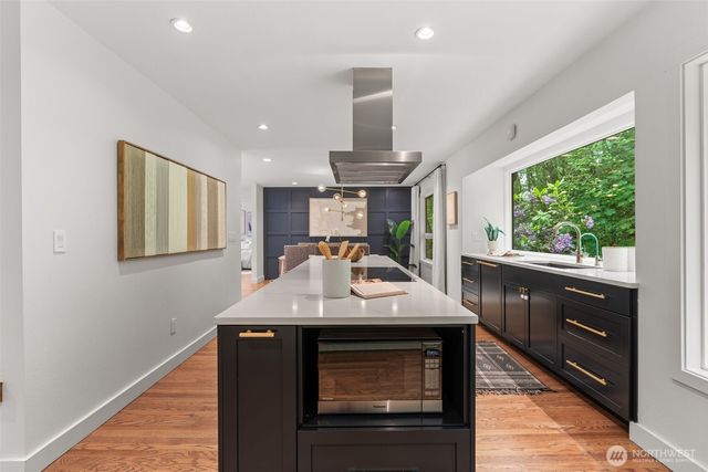 14317 SE 49th Street, Bellevue, WA 98006