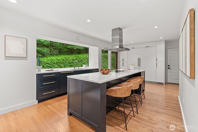 14317 SE 49th Street, Bellevue, WA 98006