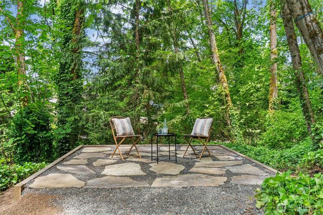 14317 SE 49th Street, Bellevue, WA 98006