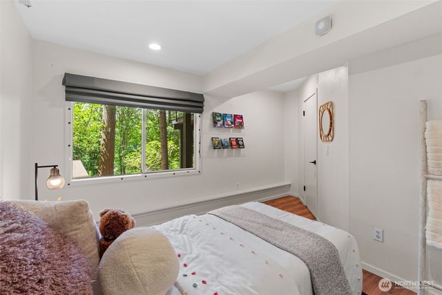 14317 SE 49th Street, Bellevue, WA 98006