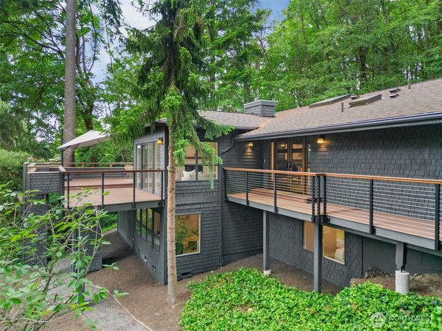 14317 SE 49th Street, Bellevue, WA 98006