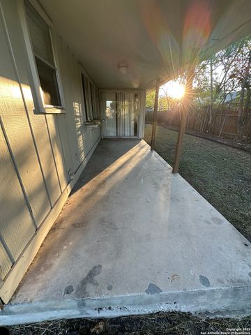 6802 Twin Lake, San Antonio, TX 78244