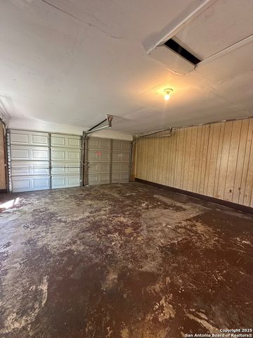 6802 Twin Lake, San Antonio, TX 78244