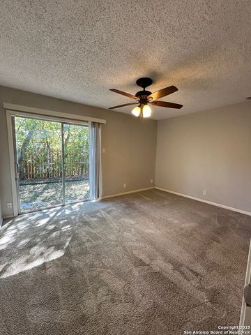 6802 Twin Lake, San Antonio, TX 78244