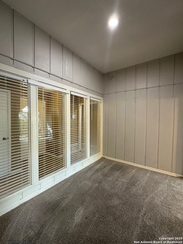 6802 Twin Lake, San Antonio, TX 78244