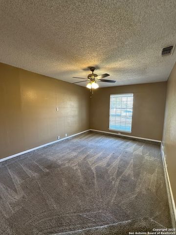 6802 Twin Lake, San Antonio, TX 78244