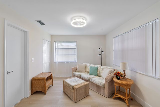 1030 Citrus Way 204, Delray Beach, FL 33445