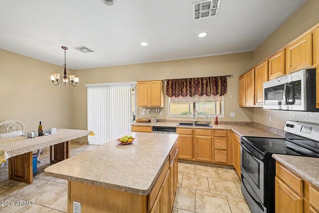 8118 W HARMONY Lane, Peoria, AZ 85382