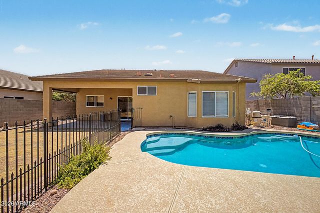 8118 W HARMONY Lane, Peoria, AZ 85382