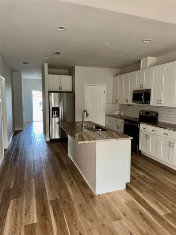 2817 Steepleridge Circle, Granbury, TX 76048