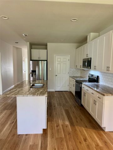 2817 Steepleridge Circle, Granbury, TX 76048