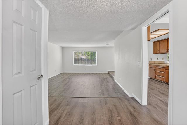 6129 Kifisia Way, Fair Oaks, CA 95628