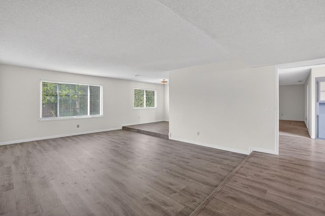 6129 Kifisia Way, Fair Oaks, CA 95628