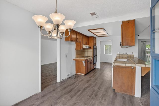 6129 Kifisia Way, Fair Oaks, CA 95628