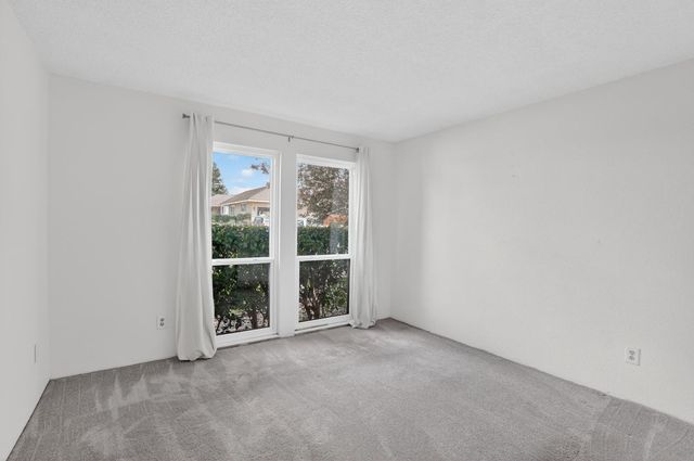 6129 Kifisia Way, Fair Oaks, CA 95628