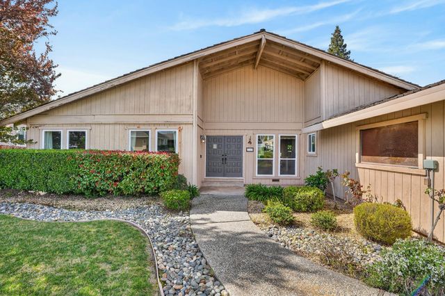 6129 Kifisia Way, Fair Oaks, CA 95628