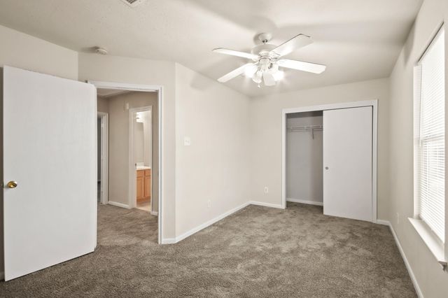 807 Sycamore Ridge Lane, Houston, TX 77073