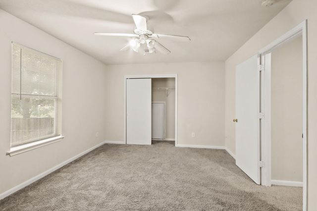 807 Sycamore Ridge Lane, Houston, TX 77073