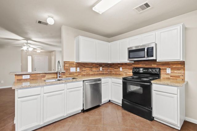 807 Sycamore Ridge Lane, Houston, TX 77073