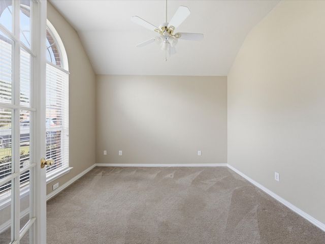 3516 Heatherbrook Drive, Arlington, TX 76001