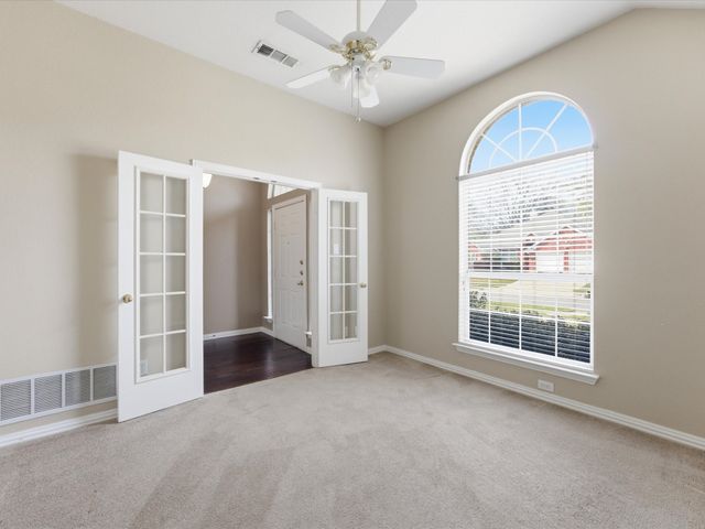 3516 Heatherbrook Drive, Arlington, TX 76001